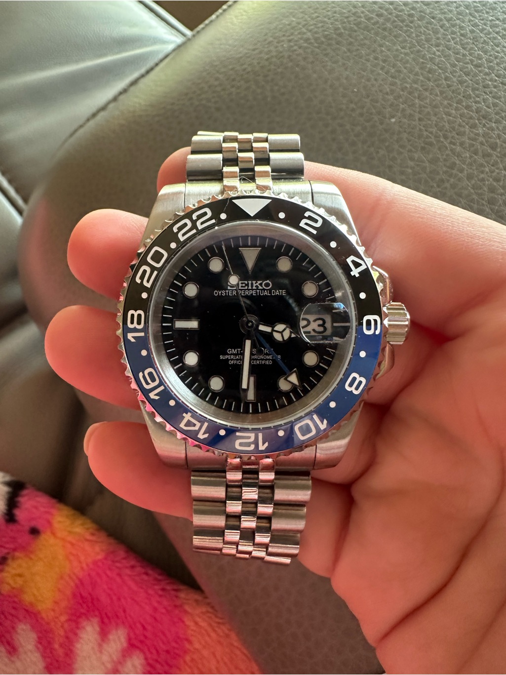 Like New 40mm Batgirl Gmt Master Ll Custom Seiko Mod Watch
